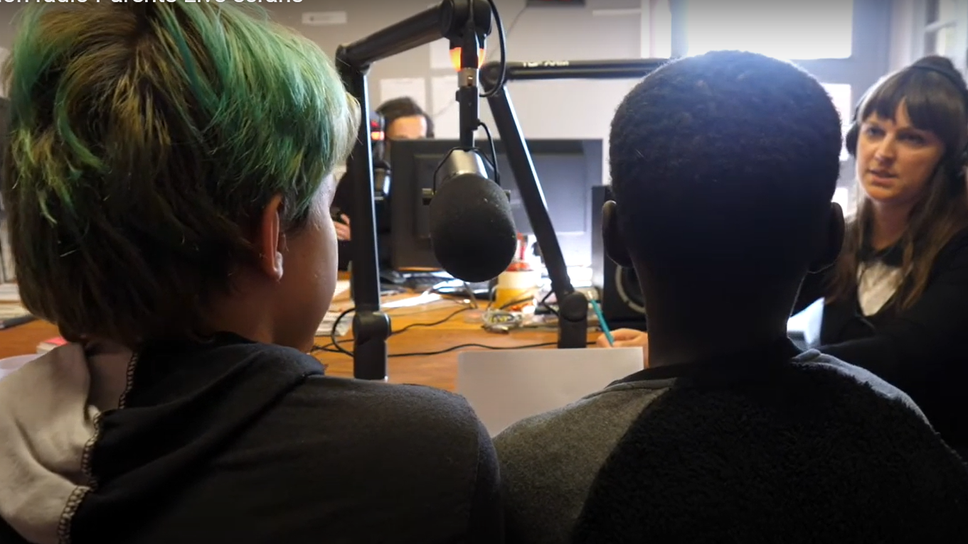 Les écrans, ça nous regarde ! Live Radio #2